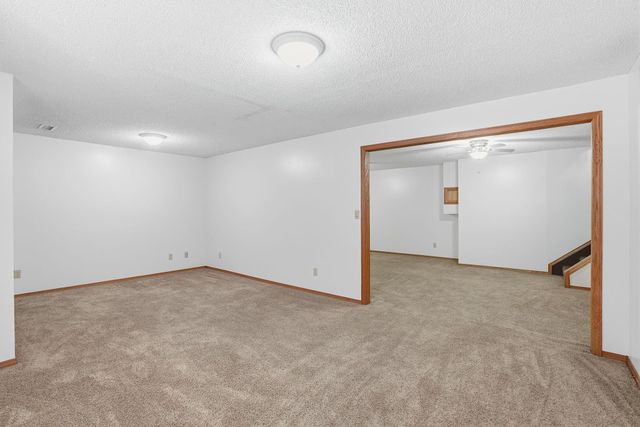 11511 W Kenny Lane, Wichita, KS 67212