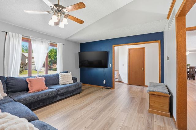 11511 W Kenny Lane, Wichita, KS 67212