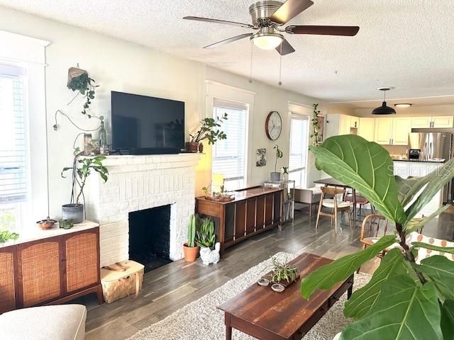 412 E FLORIBRASKA AVENUE, Tampa, FL 33603