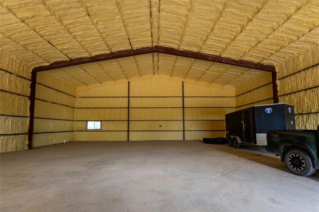 722 Wildwood LN, Johnson City, TX 78636