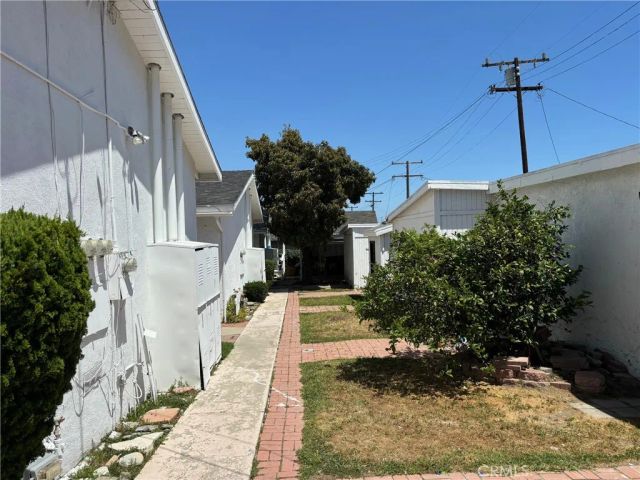 989 W 2nd Street, San Pedro, CA 90731
