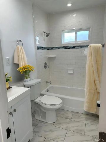 989 W 2nd Street, San Pedro, CA 90731