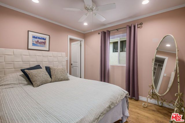 118 3rd Street, Seal Beach, CA 90740