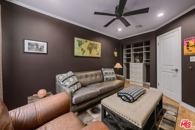 118 3rd Street, Seal Beach, CA 90740
