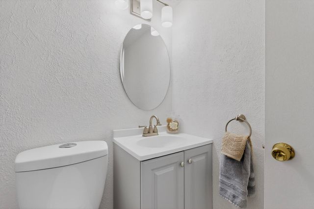 4717 Country Club Lane NW A11, Albuquerque, NM 87114