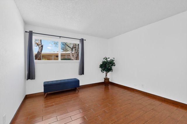 4717 Country Club Lane NW A11, Albuquerque, NM 87114