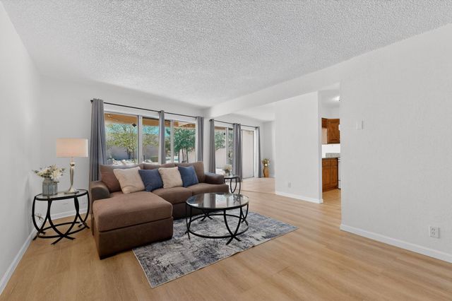 4717 Country Club Lane NW A11, Albuquerque, NM 87114