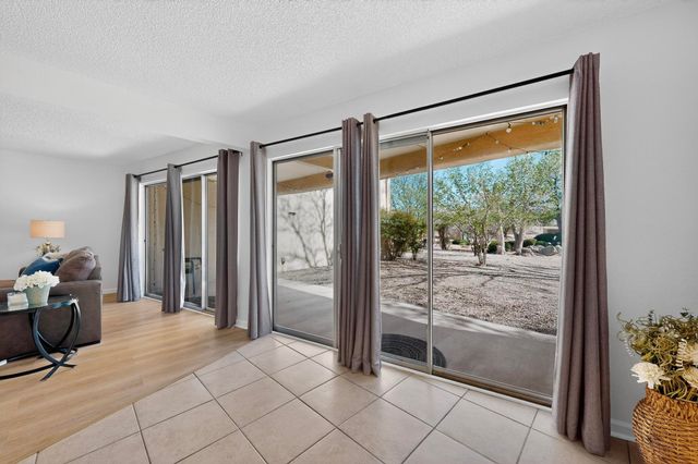 4717 Country Club Lane NW A11, Albuquerque, NM 87114