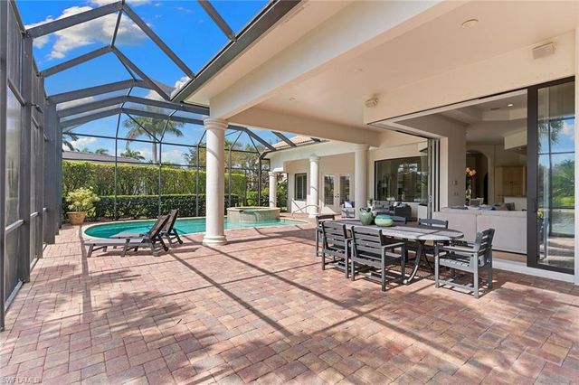 7506 Hogan CT, Naples, FL 34113