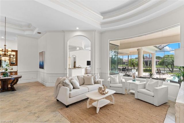 7506 Hogan CT, Naples, FL 34113