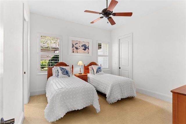 7506 Hogan CT, Naples, FL 34113