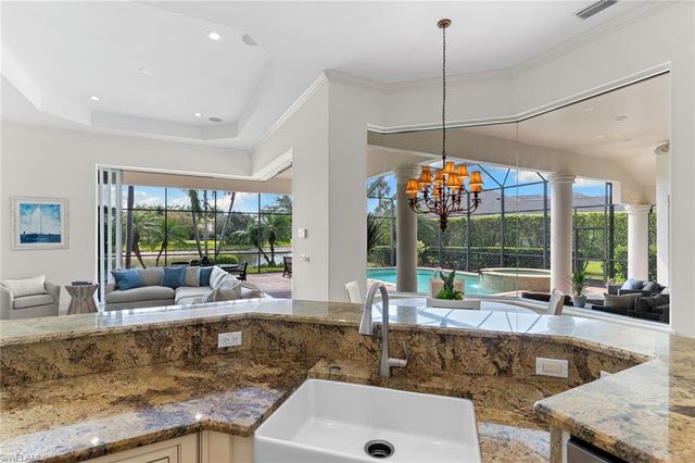 7506 Hogan CT, Naples, FL 34113