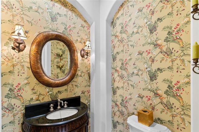 7506 Hogan CT, Naples, FL 34113