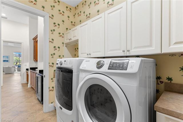 7506 Hogan CT, Naples, FL 34113