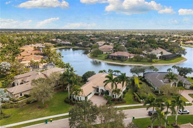 7506 Hogan CT, Naples, FL 34113