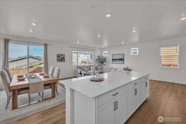 4912 88th DR NE, Marysville, WA 98270