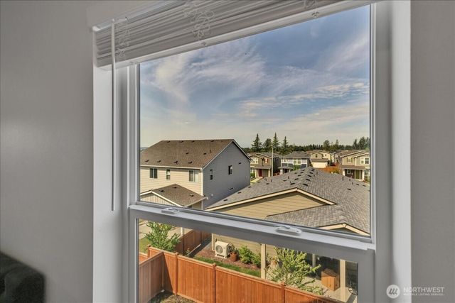 4912 88th DR NE, Marysville, WA 98270