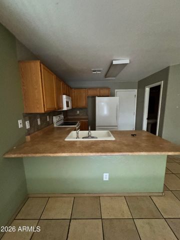 23747 N DESERT Drive, Florence, AZ 85132