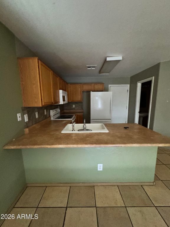 23747 N DESERT Drive, Florence, AZ 85132 — photo 4