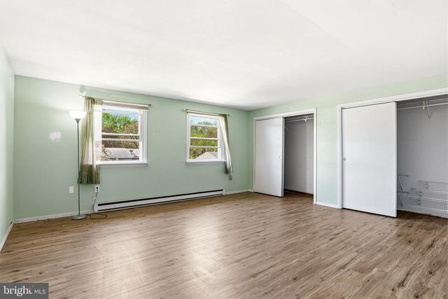 96 QUEEN AVE, Enola, PA 17025