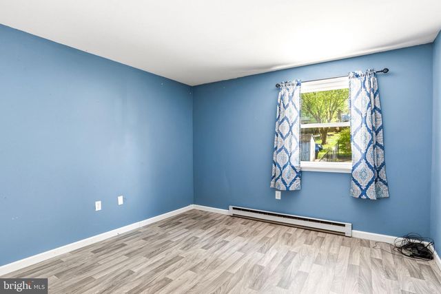 96 QUEEN AVE, Enola, PA 17025