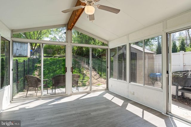 96 QUEEN AVE, Enola, PA 17025