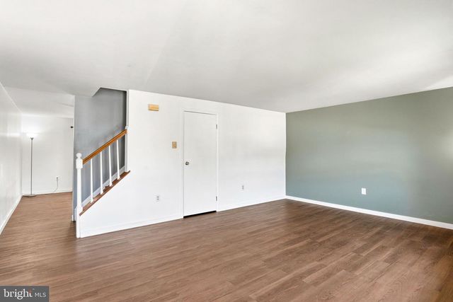 96 QUEEN AVE, Enola, PA 17025