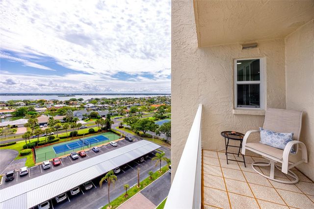 736 ISLAND WAY 1001, Clearwater Beach, FL 33767