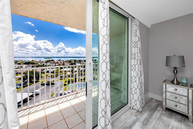736 ISLAND WAY 1001, Clearwater Beach, FL 33767