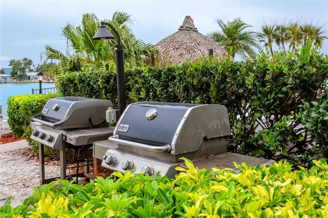 736 ISLAND WAY 1001, Clearwater Beach, FL 33767