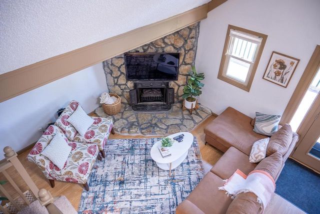 W1620 Cliff House Road, Lyndon Station, WI 53944