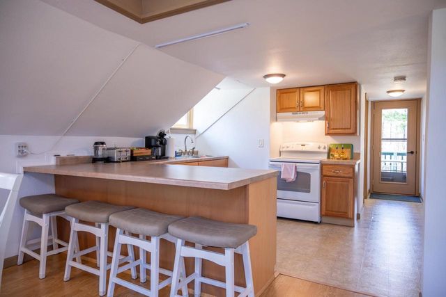 W1620 Cliff House Road, Lyndon Station, WI 53944