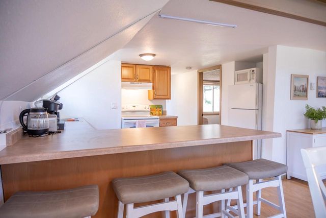 W1620 Cliff House Road, Lyndon Station, WI 53944