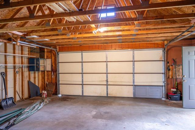 W1620 Cliff House Road, Lyndon Station, WI 53944