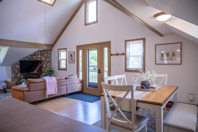 W1620 Cliff House Road, Lyndon Station, WI 53944