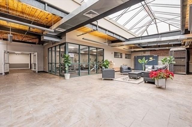 160 Fremont Street 209, Worcester, MA 01603