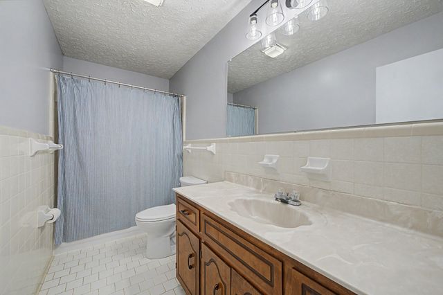 276 Pumpkin Ridge Rd, Dover, TN 37058