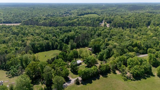 276 Pumpkin Ridge Rd, Dover, TN 37058
