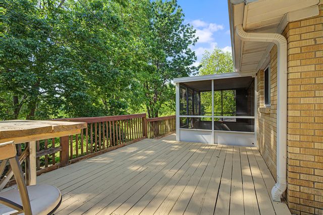 276 Pumpkin Ridge Rd, Dover, TN 37058