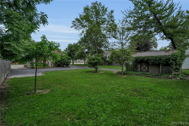 1904 Union Road, West Seneca, NY 14224