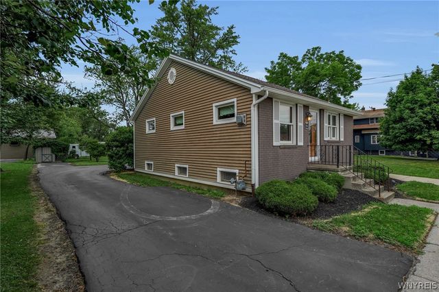 1904 Union Road, West Seneca, NY 14224