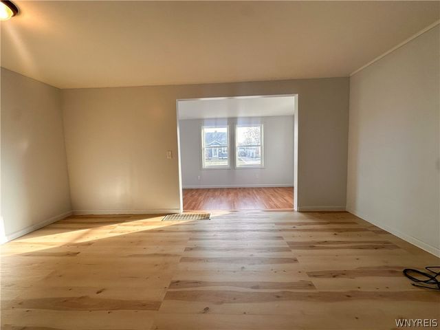 250 Danbury Drive, Cheektowaga, NY 14225