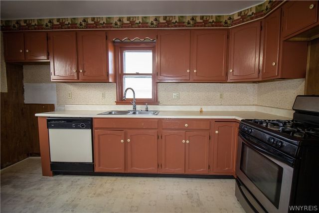 250 Danbury Drive, Cheektowaga, NY 14225