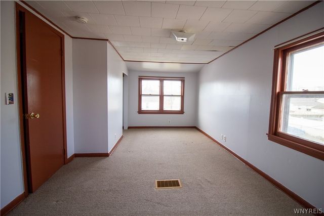 250 Danbury Drive, Cheektowaga, NY 14225