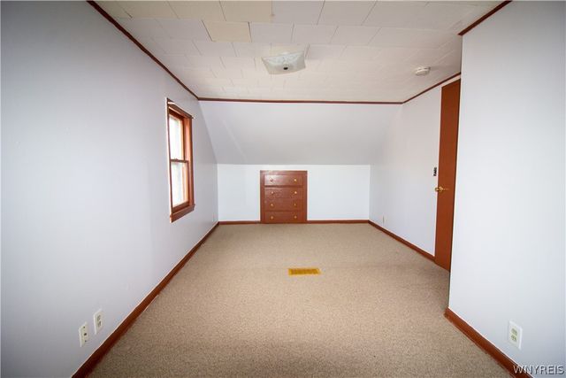 250 Danbury Drive, Cheektowaga, NY 14225