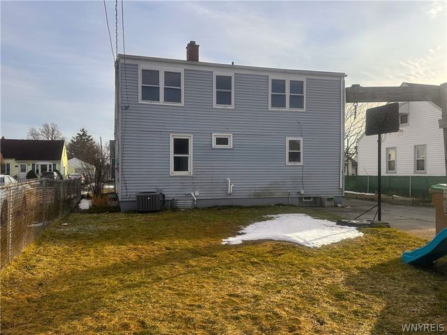 250 Danbury Drive, Cheektowaga, NY 14225