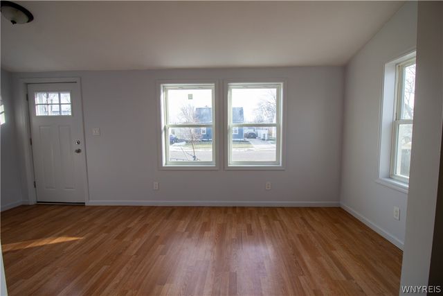 250 Danbury Drive, Cheektowaga, NY 14225