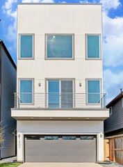 1207 E 28th Street, Houston, TX 77009