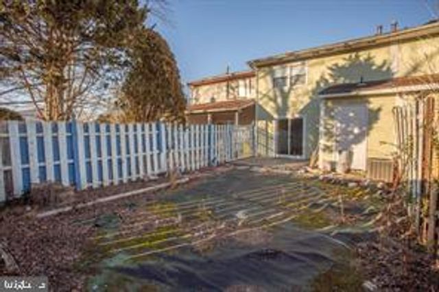 65 VILLANOVA CT, Sicklerville, NJ 08081
