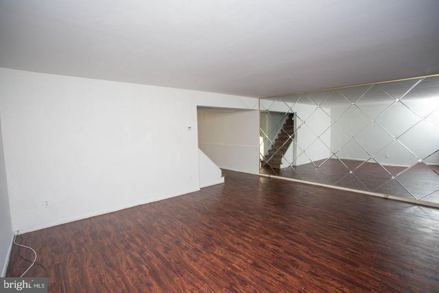 65 VILLANOVA CT, Sicklerville, NJ 08081